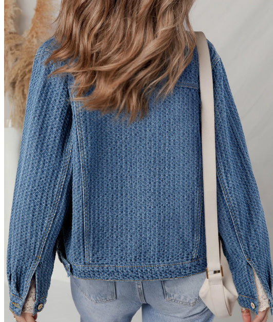 Women’s Denim Button Down Jacket – Blue Double Pocket Textured Jean Jacket